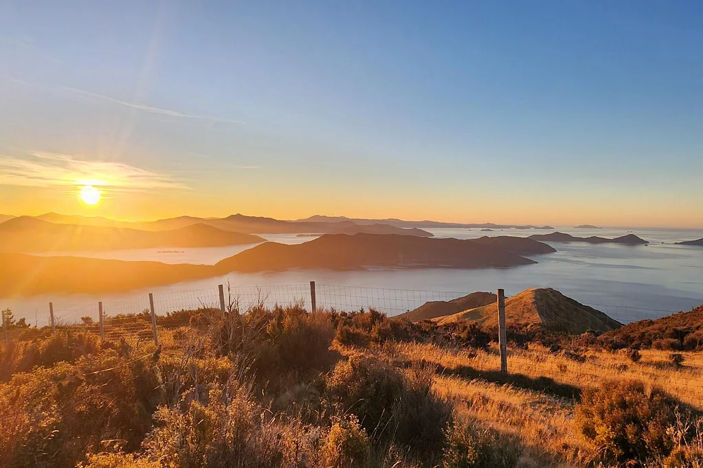 Marlborough Sounds 4ห้องนอน An Extraordinary Wilderness Estate on Cook Strait