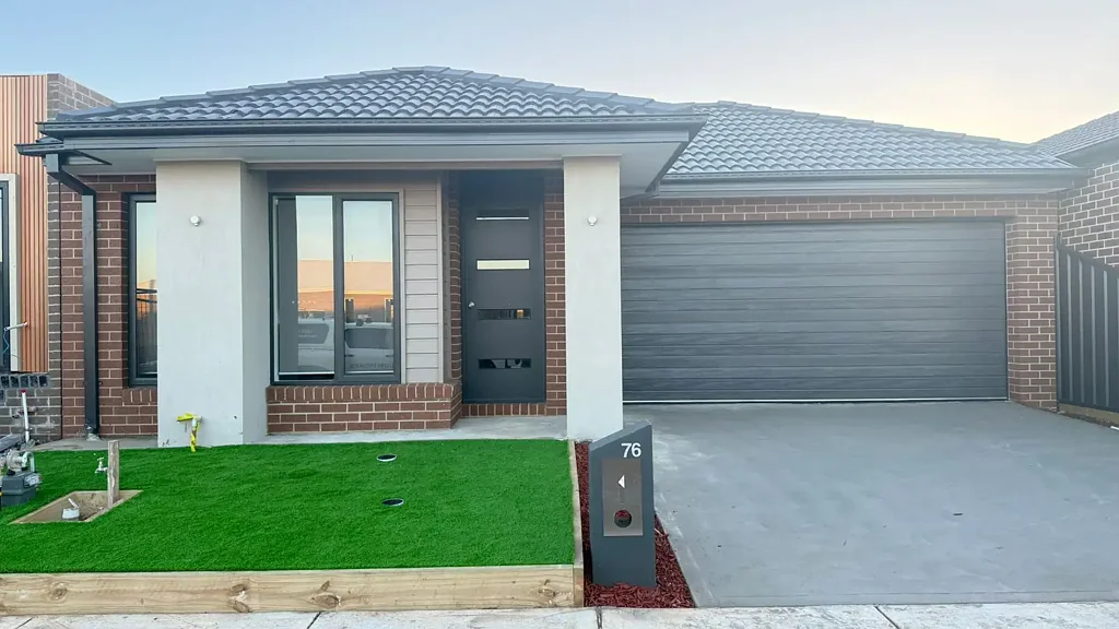 Modern Family Living – $460 per week