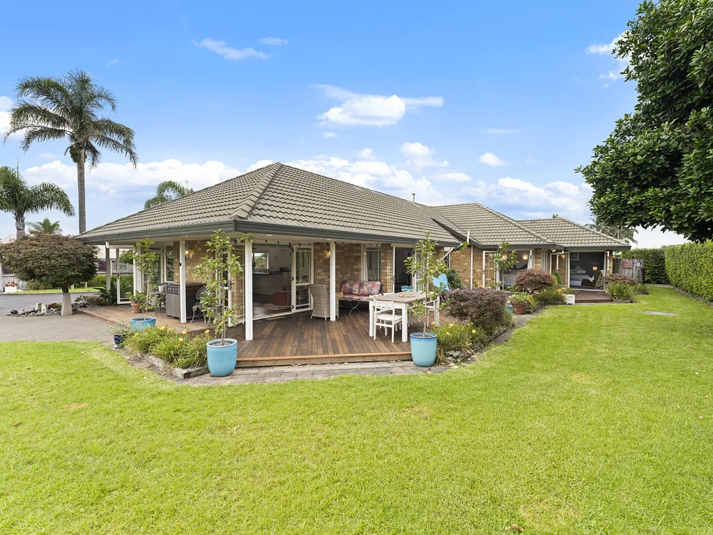 16 Aristoy Close, Conifer Grove, Papakura, Auckland
