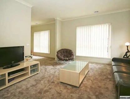33A Cobham Rd, Mitcham, VIC 3132, 3 ห้องนอน, 2 ห้องน้ำ, House