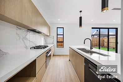 40 Cricket Circuit, Tarneit, VIC 3029, 4 Bedrooms, 3 Bathrooms, House
