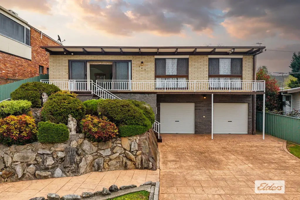 543 Lyne Street, Lavington, NSW 2641