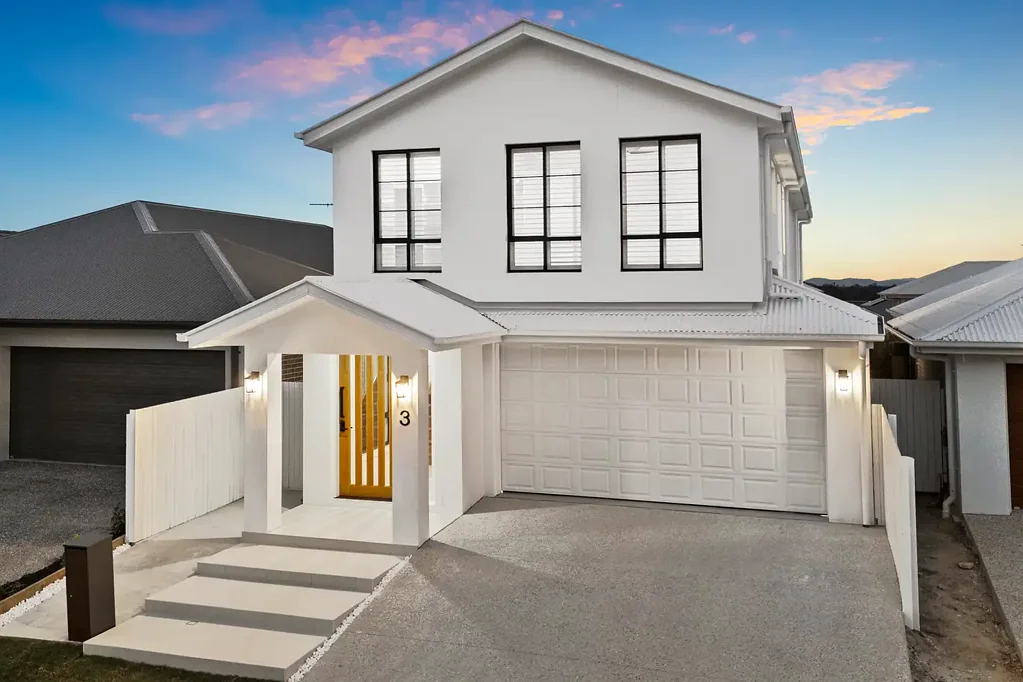 Greenbank 5Kwarto LUXURIOUS LIVING | EVERLEIGH ESTATE
