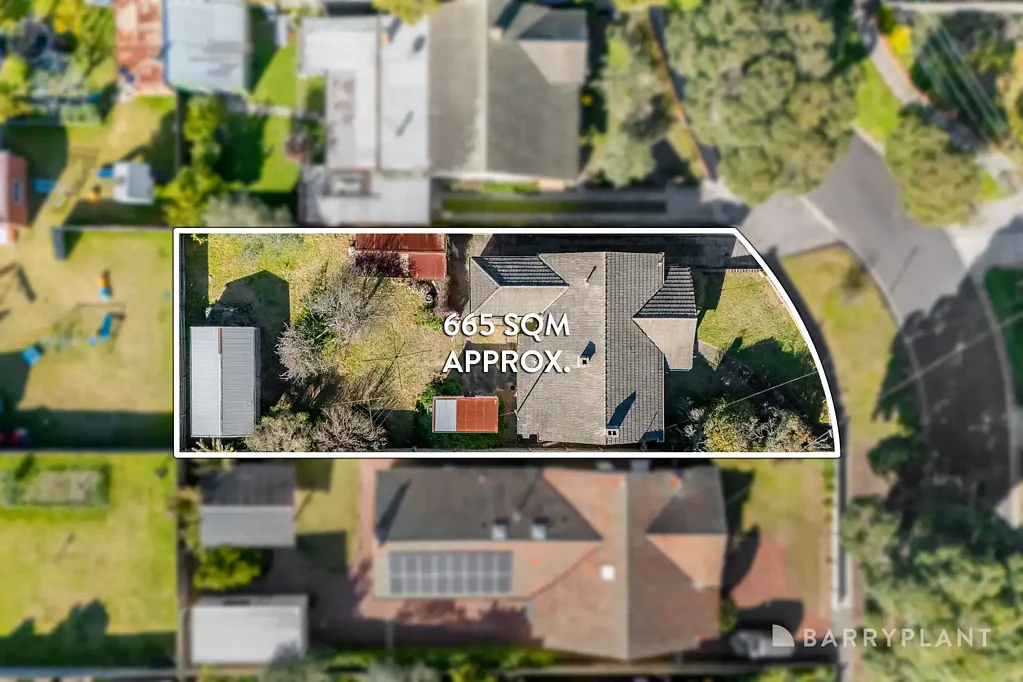 Hughesdale 4ਬੈੱਡਰੂਮ Character Home with Endless Potential on 665m² (approx)