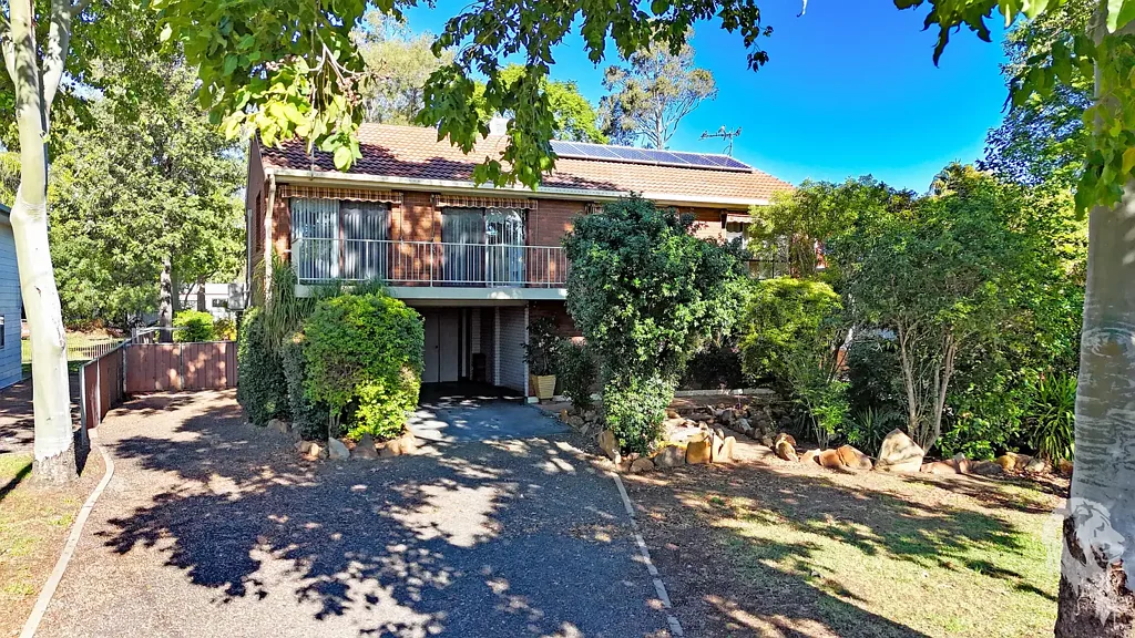 Narrabri 4房  SPACIOUS TWO-STOREY BRICK HOME WITH ENDLESS POTENTIAL
