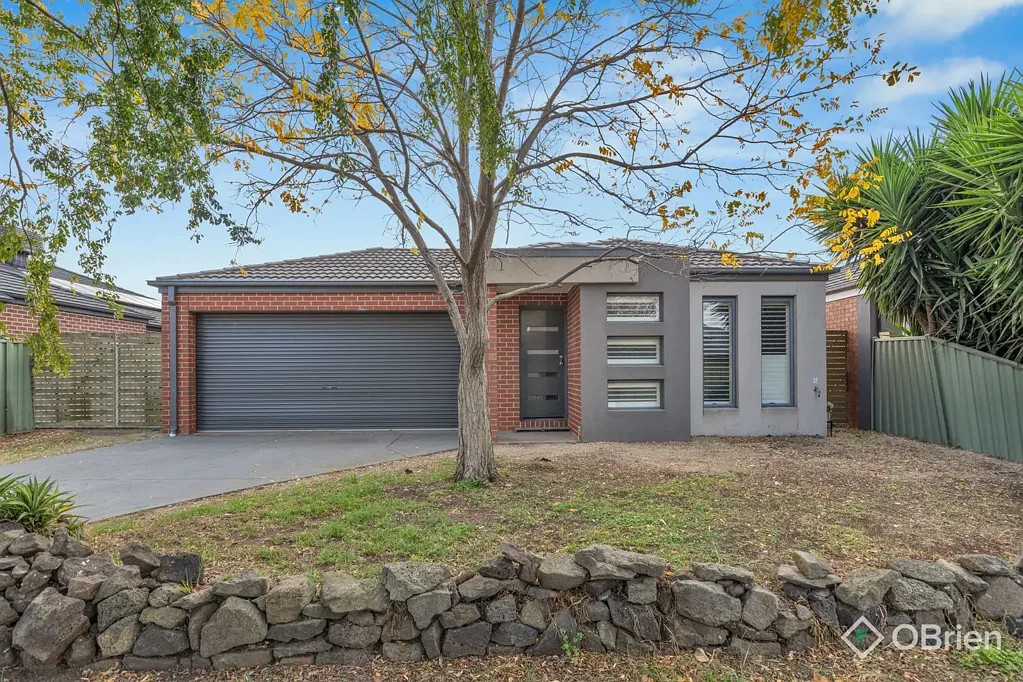 HARMONIOUS BLEND OF MODERN LIVING & PRACTICAL CONVENIENCE