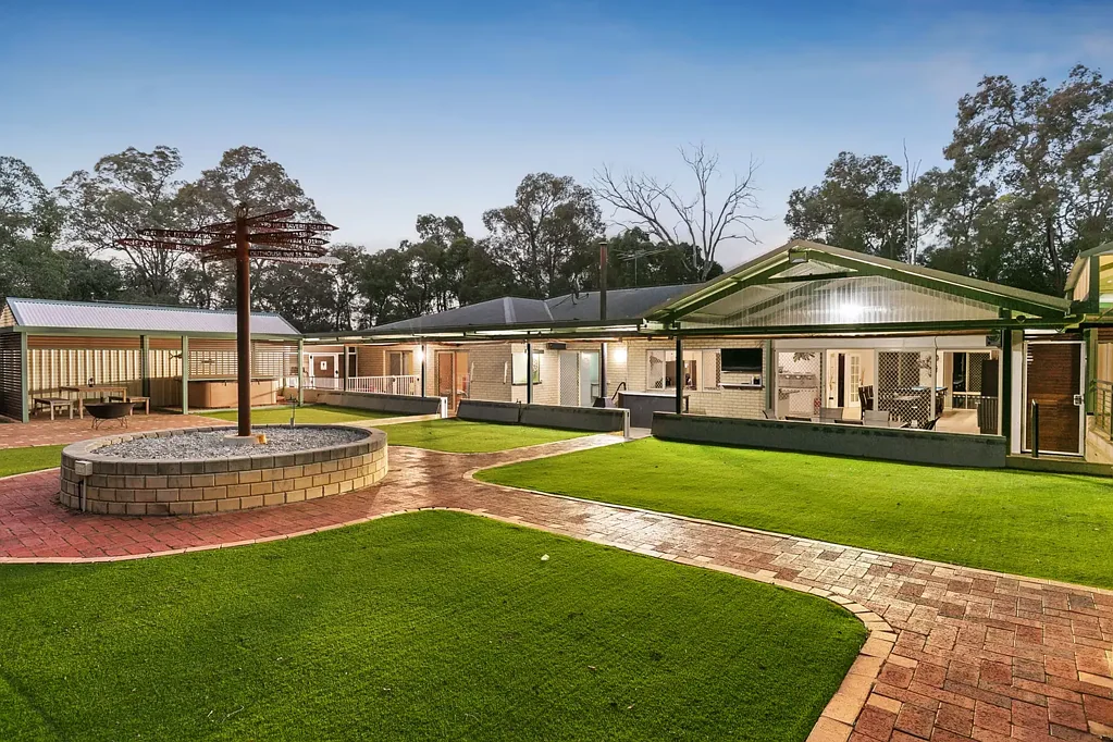 Sawyers Valley 4ห้องนอน GIVE ME A HOME AMONG THE GUM TREES"