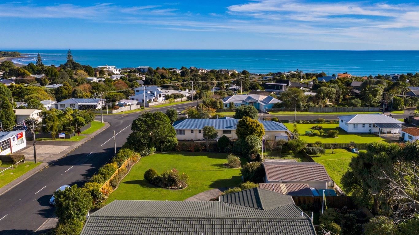 57 Dixon Street, Oakura, New Plymouth, 0 rūma, 0 rūma horoi