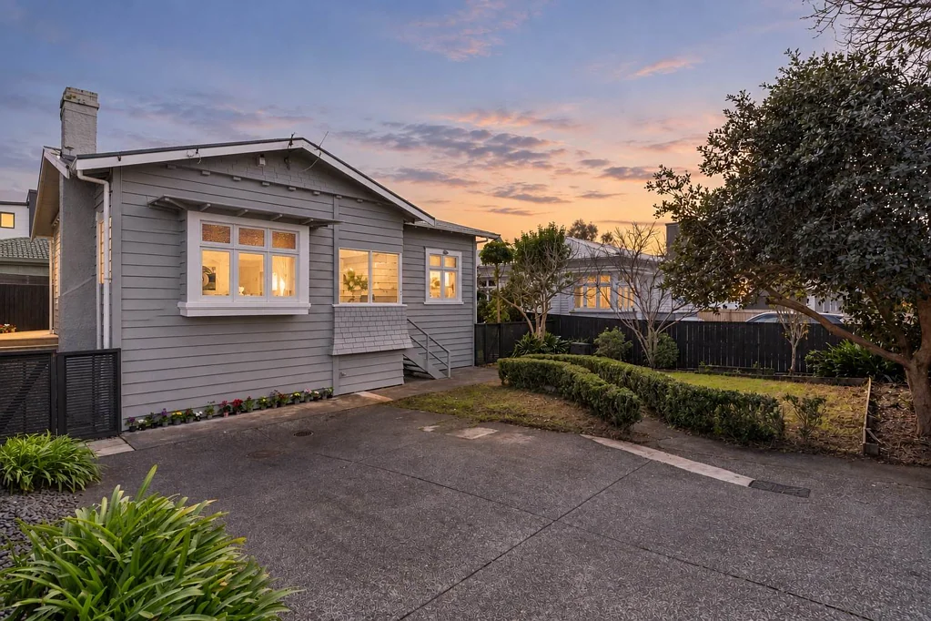 Greenlane 3Zimmer Selling $176,000 Below The Purchase Price!