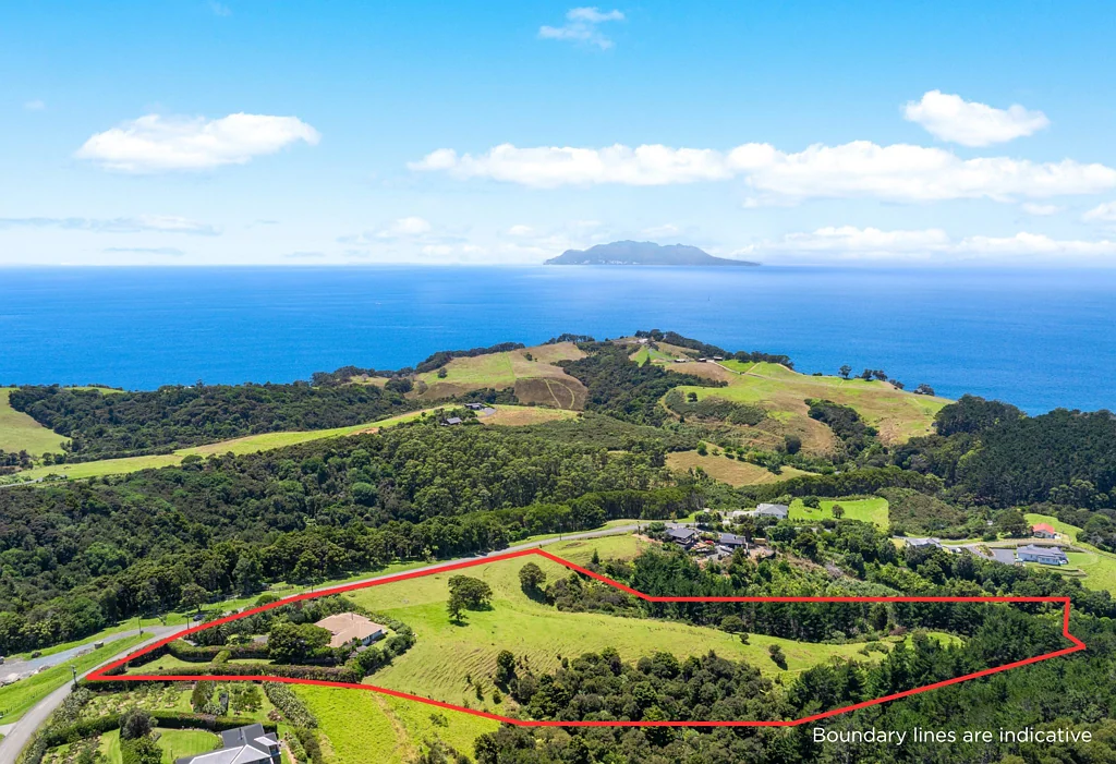 Leigh 3ห้องนอน Spacious home with stunning sea views on 8 acres.