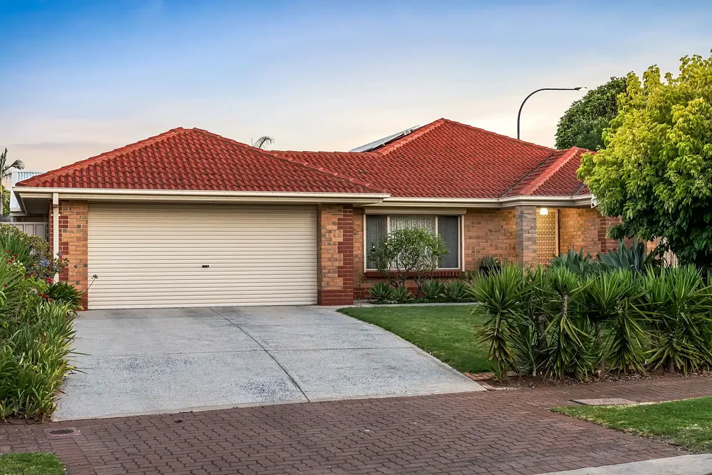 2 Minkie Avenue, Mitchell Park, SA 5043