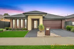 7 Bungalook Street, Manor Lakes