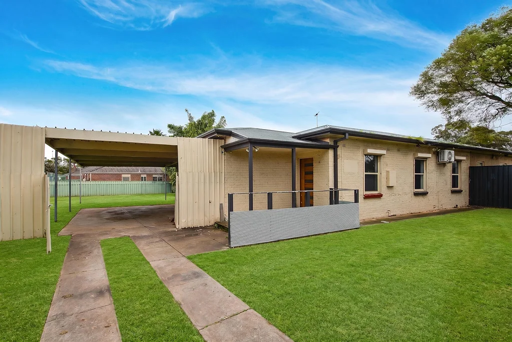 Salisbury North 3房  Contemporary Upgrades to a 1960s Classic - Comfort, Style & Room to Grow
