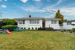 78 Bruce Avenue, Glenview