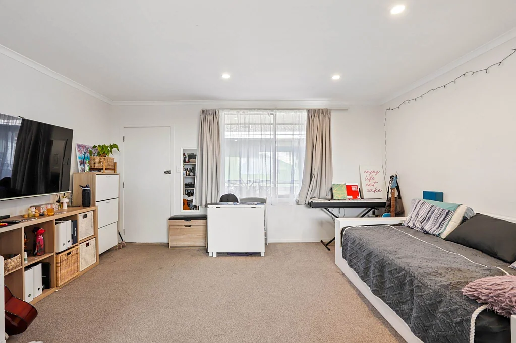 Modern Two-Bedroom Home in New Lynn