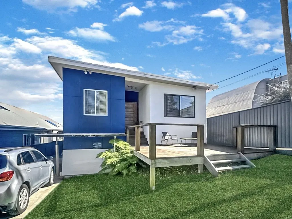 Spacious Modern Home in Lake Munmorah!