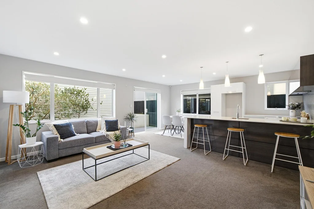 Saint Albans 3Moenga City Fringe with a Double Garage