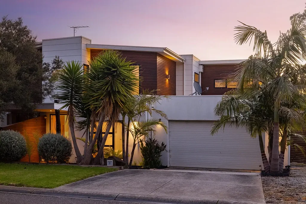 Cowes 3房  Premium Cowes Living Near Red Rocks Beach