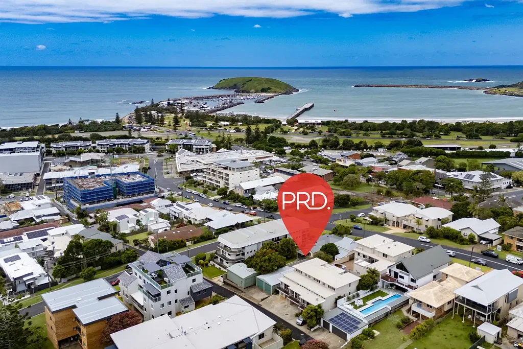 Coffs Harbour 4બેડરૂમ OUTSTANDING JETTY OPPORTUNITY