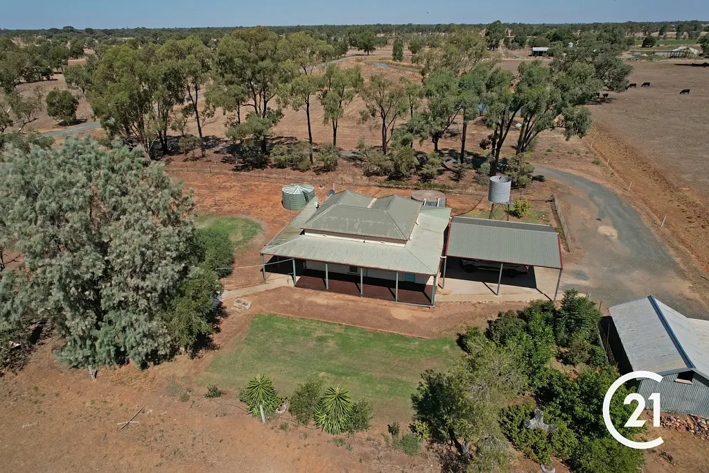 Echuca 3Kwarto Rural Cottage Style Home with Endless Potential !