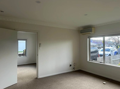 FULLY REFURBISHED IN GREERTON TOWN