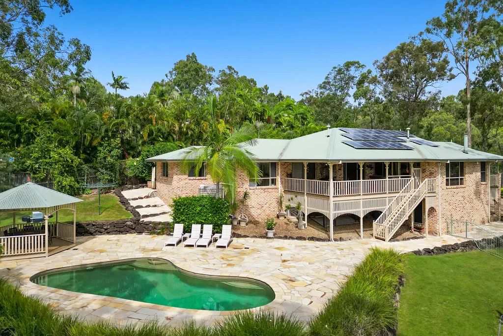 Worongary 4 Bedroom A PRIVATE SANCTUARY IN AN EXCLUSIVE ESTATE