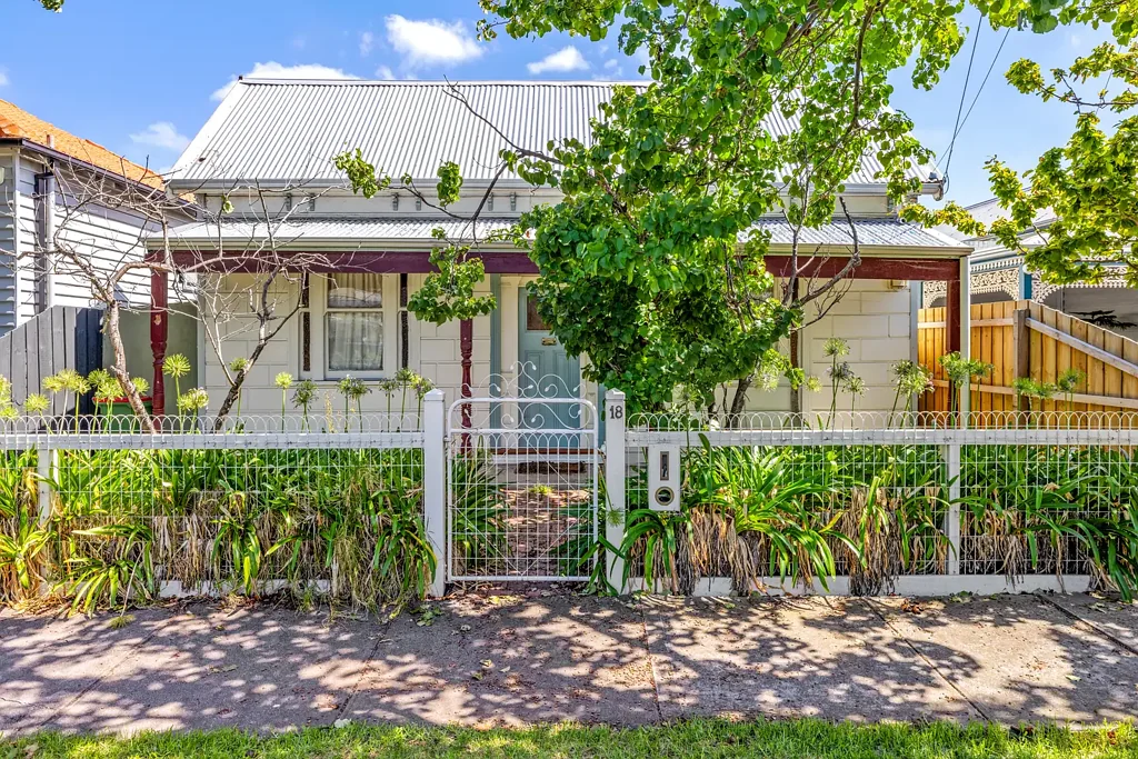 18 Fairlie Street, Yarraville, VIC 3013