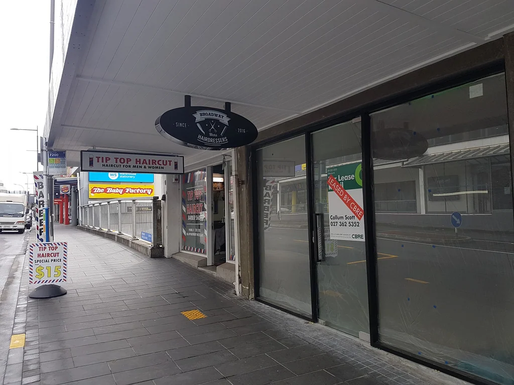 Newmarket  CBRE - Nail Salon Opportunity Newmarket