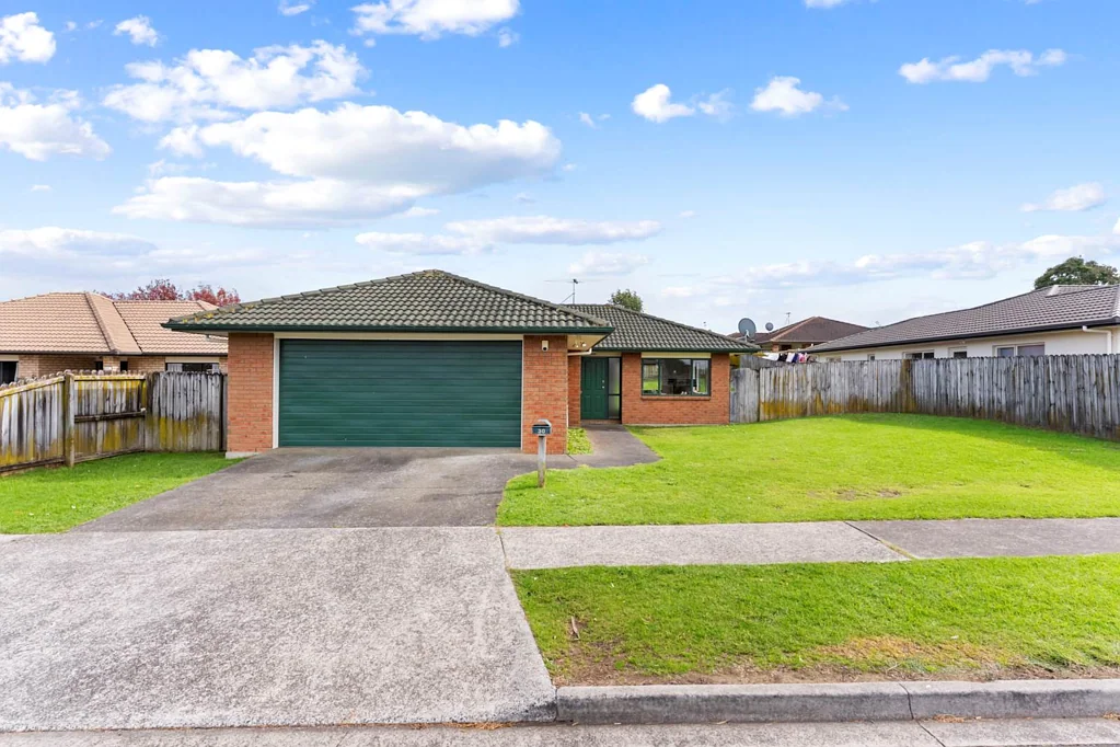 30 Nicholas Gibbons Drive, Clendon Park, Manukau City, Auckland