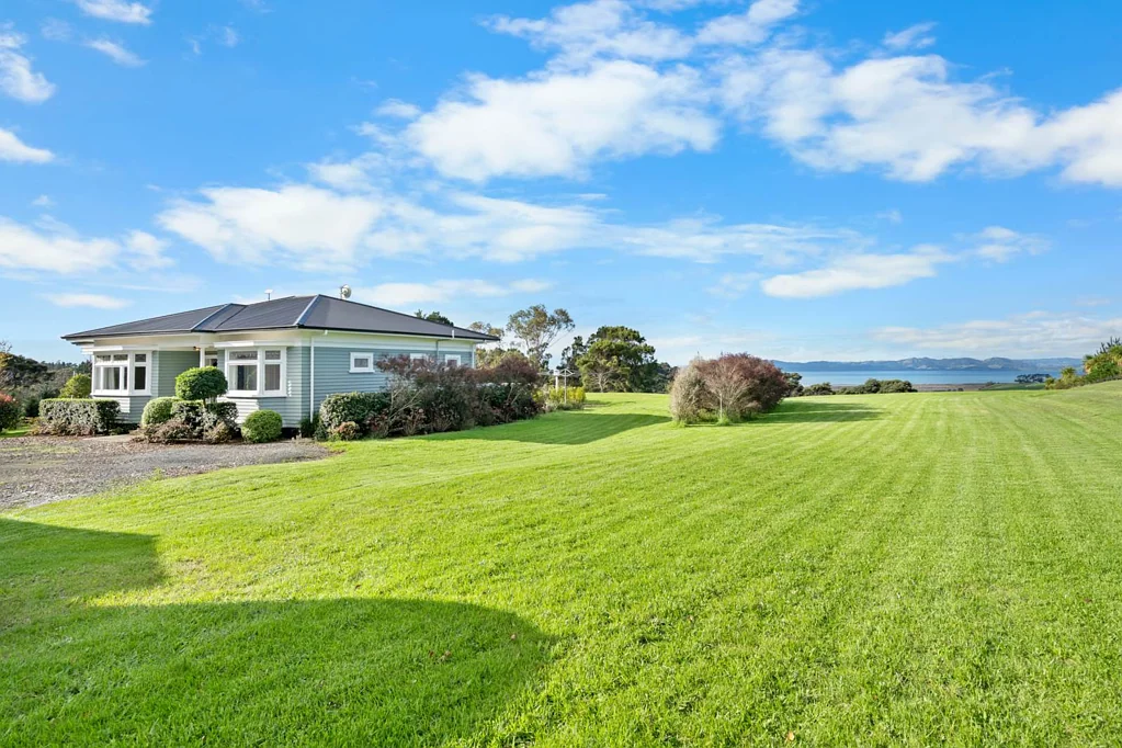 147 McLeod Road, Helensville, Rodney, Auckland