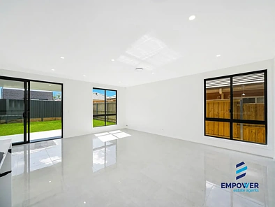 地址保密, Menangle Park, NSW 2563, 6房, 4浴, House