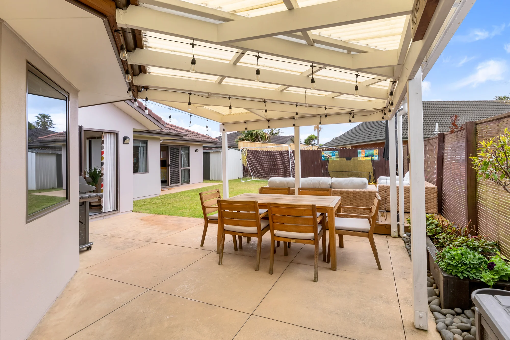 45 Lothian Brae, Wattle Downs, photo 14