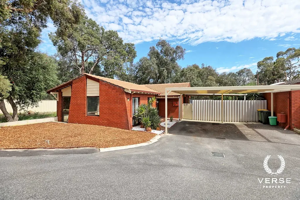 Ferndale 4બેડરૂમ Luxurious, light filled, nature adjacent, cul' de sac retreat.