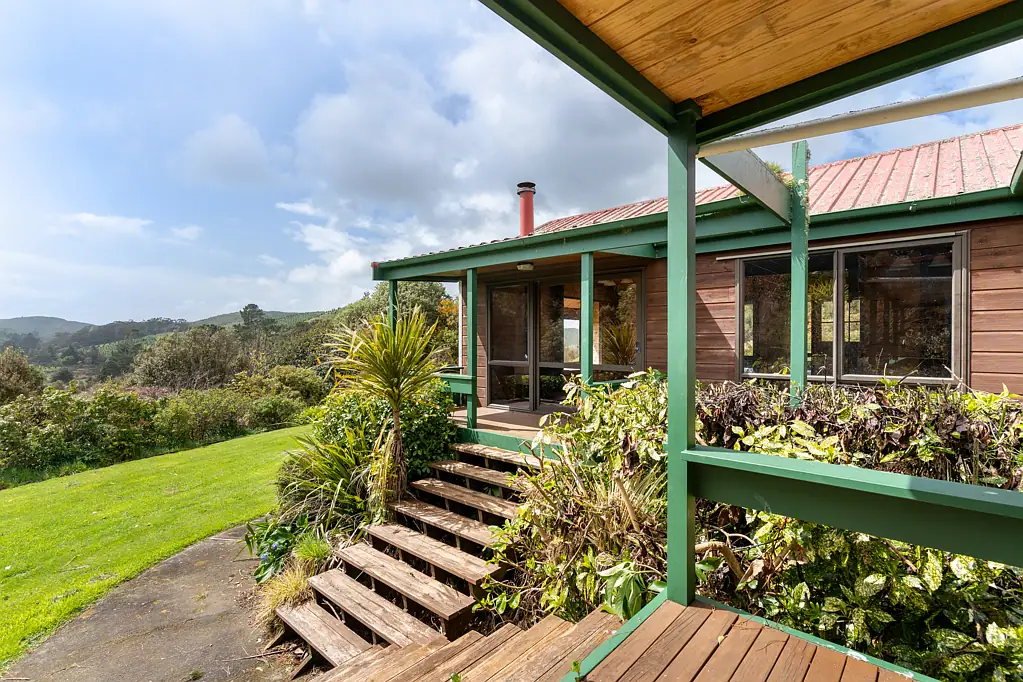 Eketahuna  Entry level rural lifestyle opportunity - on 4.1ha