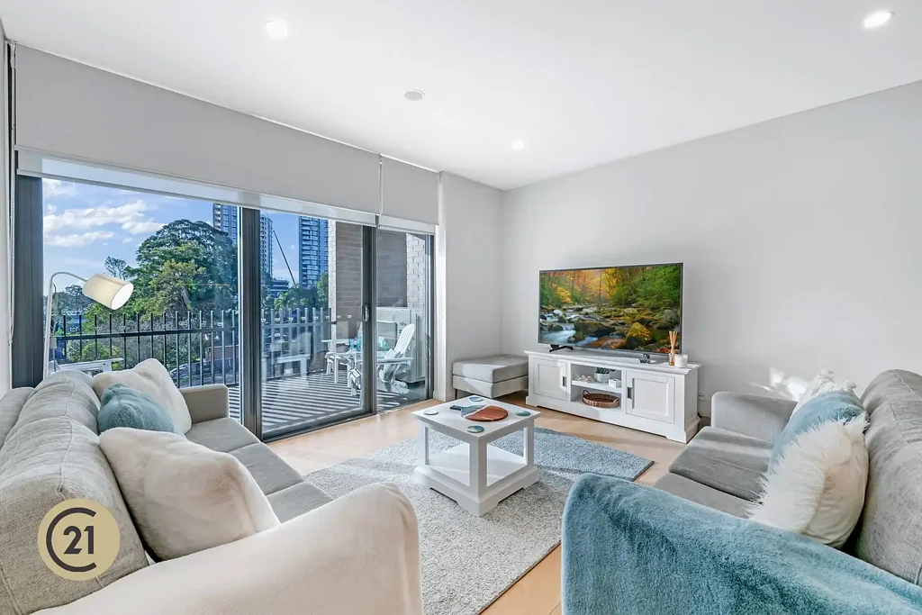 Castle Hill 3 Bedroom Space, Style & Sunsets - The Ultimate Lifestyle Upgrade