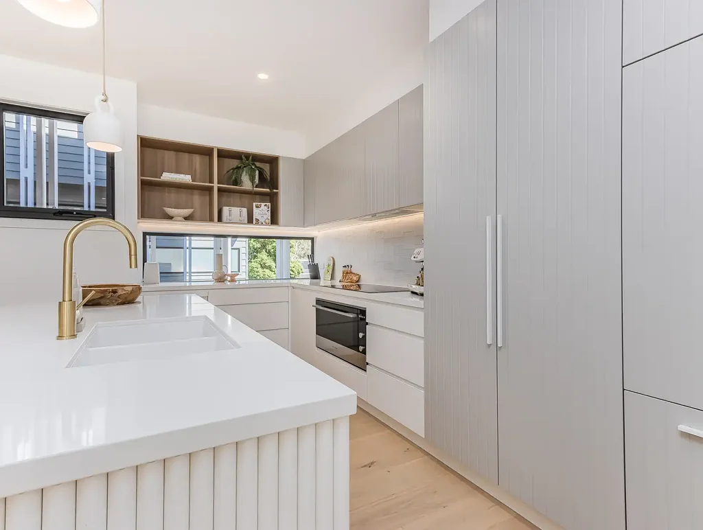 "Beach Days, Backyard Stays — Family Living at Willow Ave": 4 bedrooms, 3 bathrooms — space for the kids and every weekend