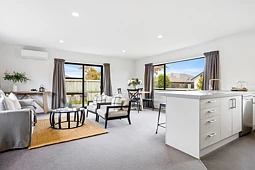 60 Mary Ellen Street, Pegasus