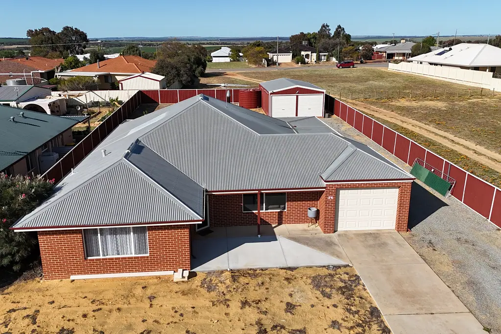 34 Reid Street, Quairading, WA 6383