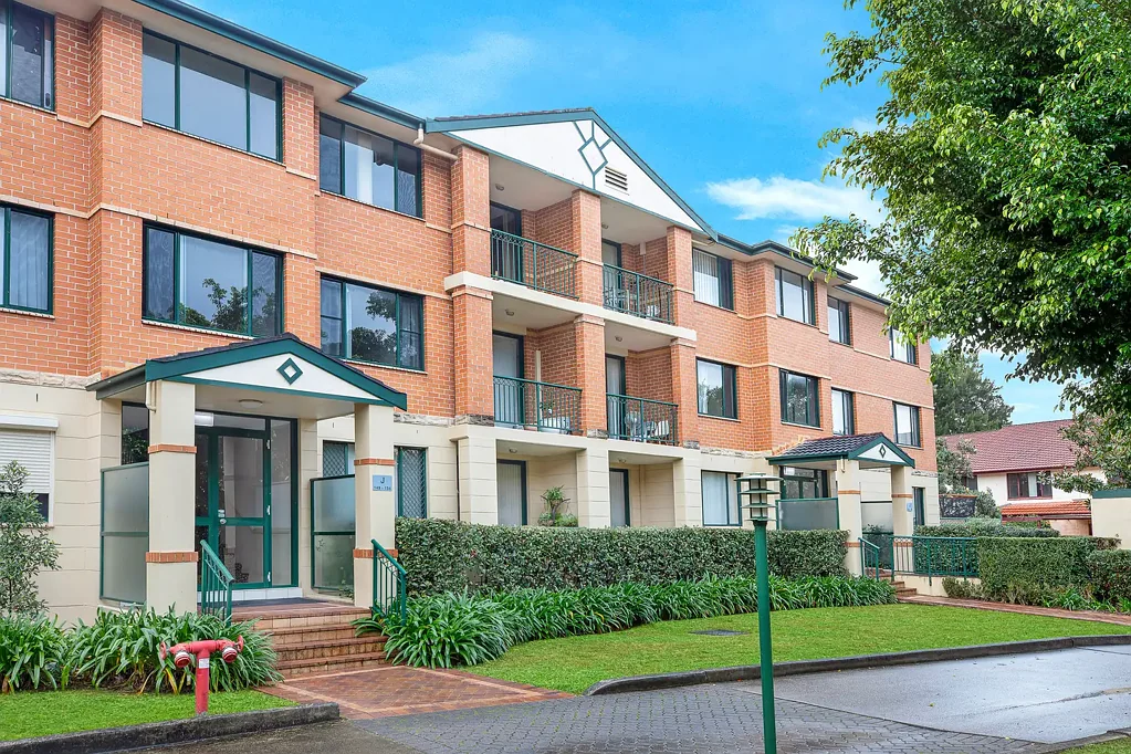 Two Bedroom Unit & Double Garage
