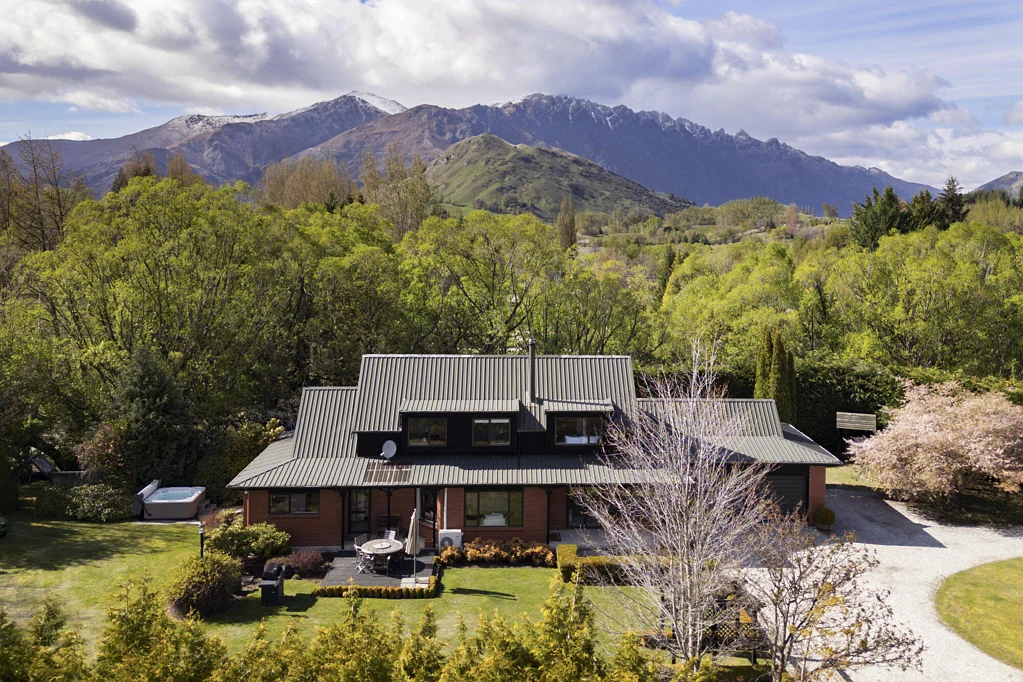 Dalefield/Wakatipu Basin 4 Slaapkamer Opportunity knocking, vendors have moved