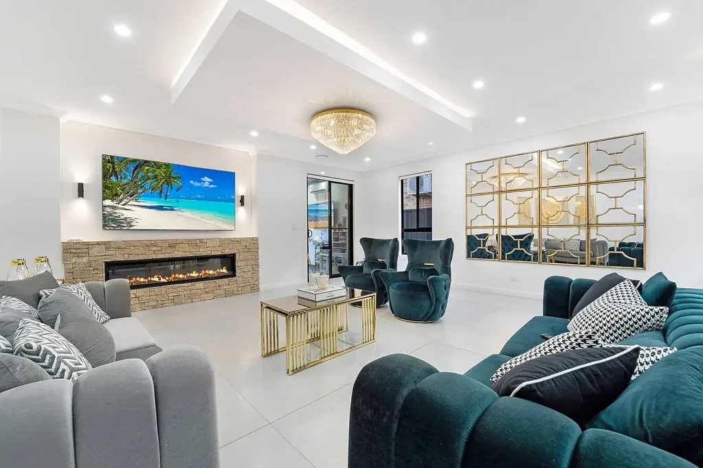 Guildford 4 Bedroom Large Block, Quality Duplex