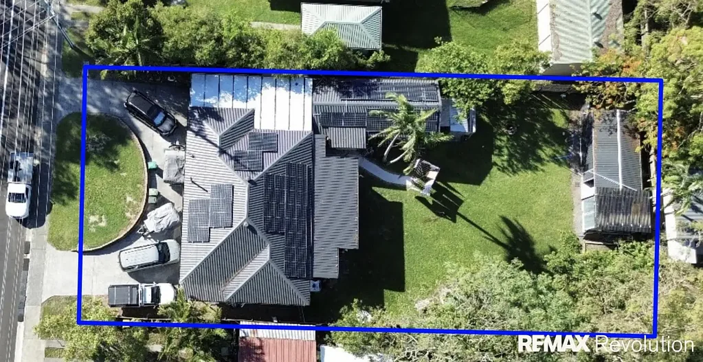Eagleby 4침실 A Rare Dual Living  on 1,012m² - Space, Great Location & Endless Possibility !!!
