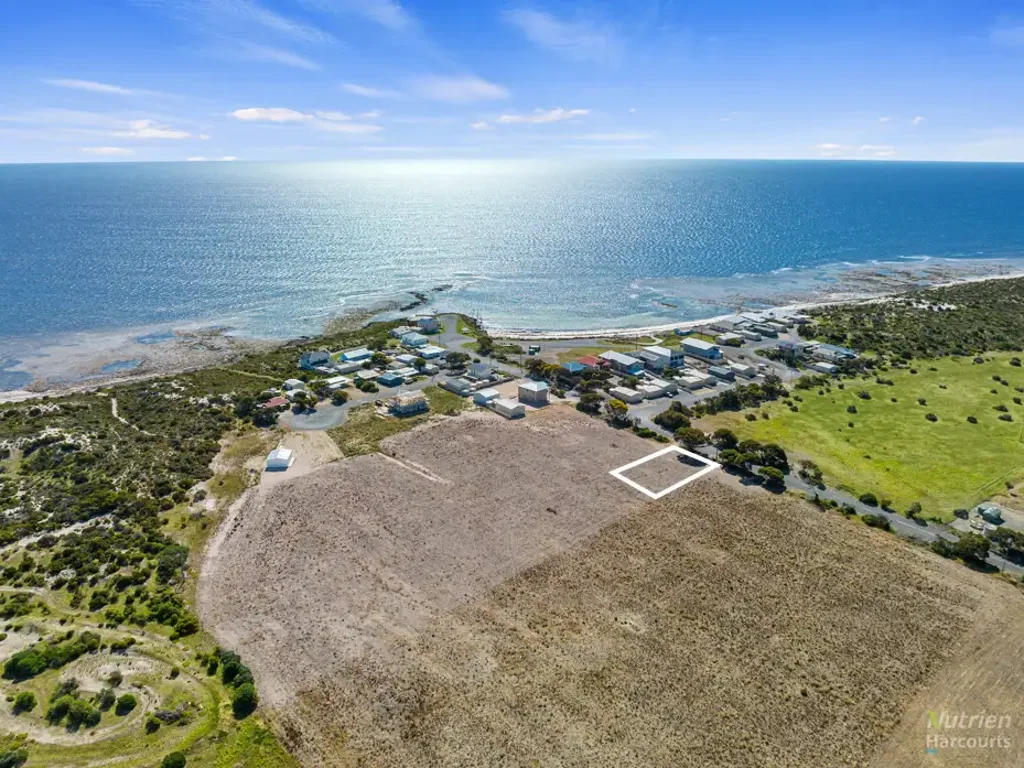 Bluff Beach Secure Your Spot By The Sea
