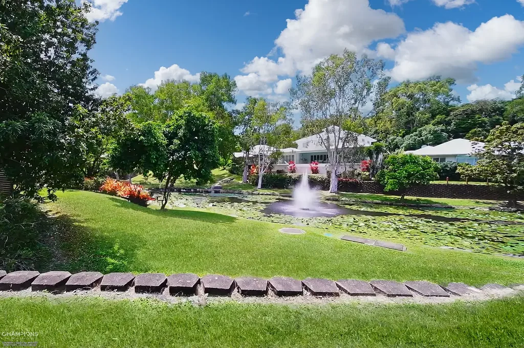 Palm Cove Remarkable Allotment in Remarkable Location