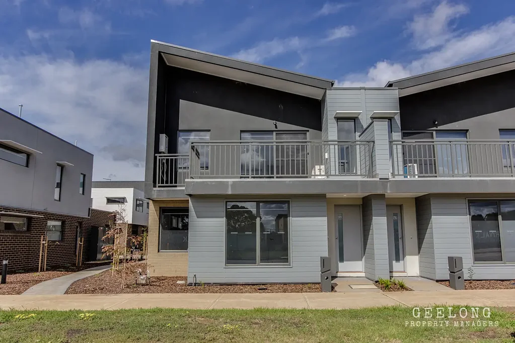 Stylish & Spacious Three Bedroom Townhouse (Check Out My 3D Tour)