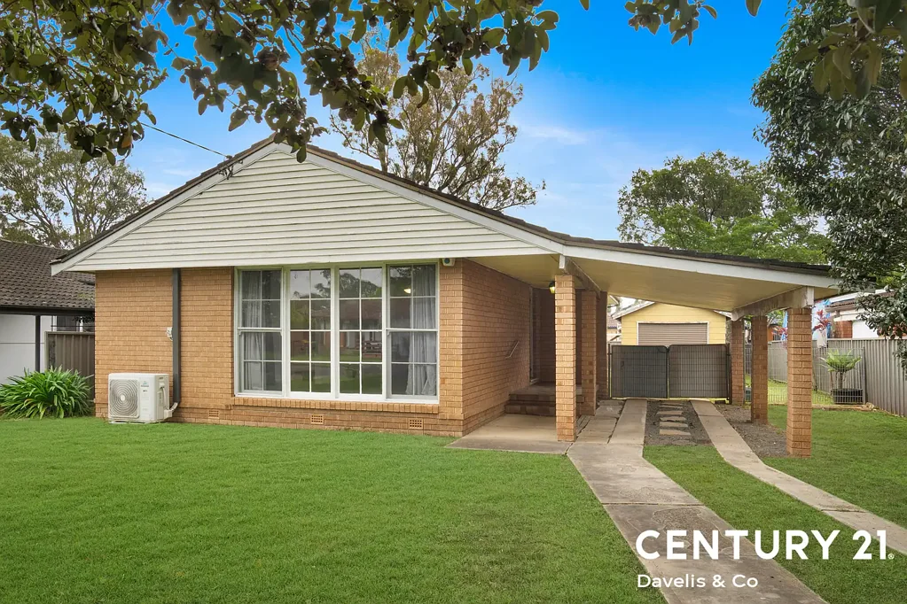 Whalan 3कमरा Neat & Tidy Brick Home on a Generous Block with Future Potential