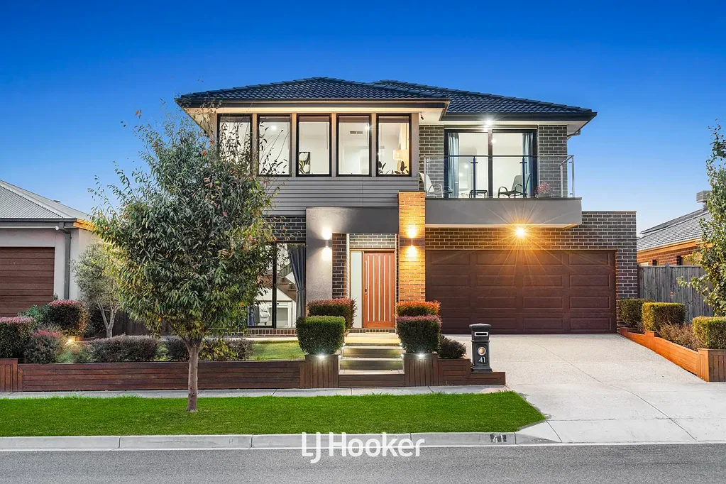 Cranbourne North 6Zimmer A Grand Residence of Scale, Style & Sophistication
