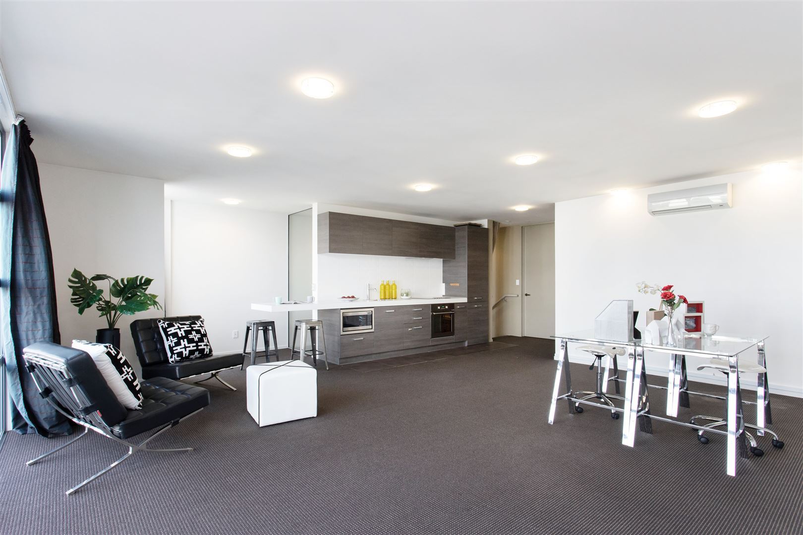 15/211 Ferry Road, Waltham, Christchurch, 0 Schlafzimmer, 0 Badezimmer