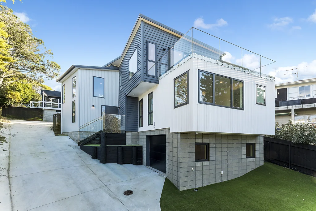 608A Beach Road, Rothesay Bay, North Shore City, Auckland