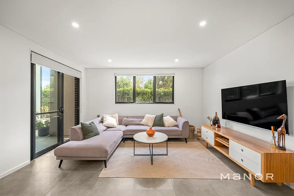 4/2 Thorogood Boulevard, North Kellyville, NSW 2155